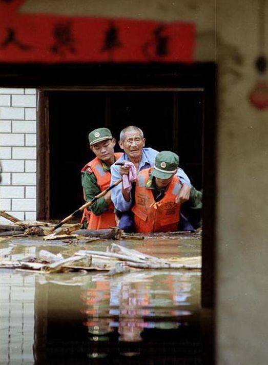 1998年长江特大洪水图片